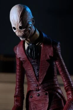 NECA The Conjuring Universe - Ultimate Crooked Man Actionfigur -Hochwertiger Spielzeugladen 14880 9