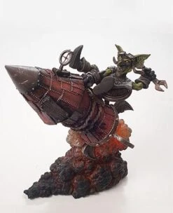 DC WoW Series VI Figur Goblin Tinker Gibzz Sparklighter