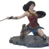 Diamond Select Justice League Movie: Wonder Woman DC Gallery Figur -Hochwertiger Spielzeugladen 24118afe5cd996f371e5dc4bfcdf0635bfaaaaccfdcff27ed23bf7b860565555
