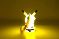 Pokémon - Pikachu Mit Lichteffekt - Figur -Hochwertiger Spielzeugladen 41zgnpseekl. ac sl1000