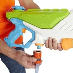 Hasbro NERF Super Soaker Flood Fire -Hochwertiger Spielzeugladen 433d7a320ea1f5f8b6314f0a0c4fcaabcbaed534e936fb7fbbfef5555195f169