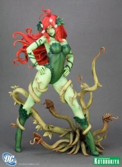 Kotobukiya DC Comics Poison Ivy Bishoujo Statue (1/7 Scale)