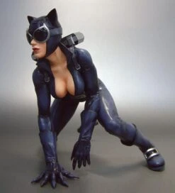 Kotobukiya Catwoman Art FX Vinyl Statue