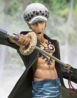One Piece - Trafalgar Law Dressrosa Figuarts Zero Figur -Hochwertiger Spielzeugladen ba00a1069cc38011b467643dff674202f46d72d90c6dc9465fc5d8480a211988