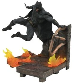 Diamond Select Justice League Movie: Batman DC Gallery Figur