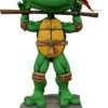 NECA Teenage Mutant Ninja Turtles Donatello Headknocker -Hochwertiger Spielzeugladen ec6c3938d0e7cd3daaf30f19c0c25f0be2c6bdea84c661f2d7bd34eb0fde2e51