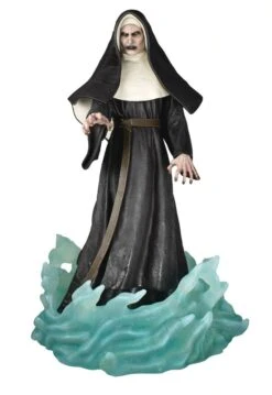 Diamond Select The Nun Movie Gallery Figur