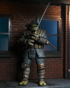 NECA Teenage Mutant Ninja Turtles - The Last Ronin (Armoured) Ultimate Figur -Hochwertiger Spielzeugladen ronin5 scaled 1